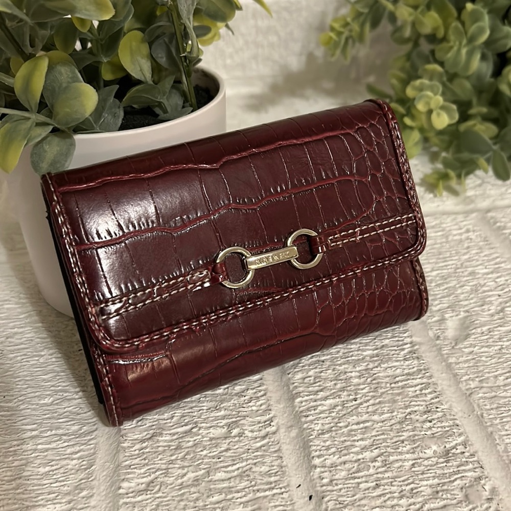 Nine West Wallet.